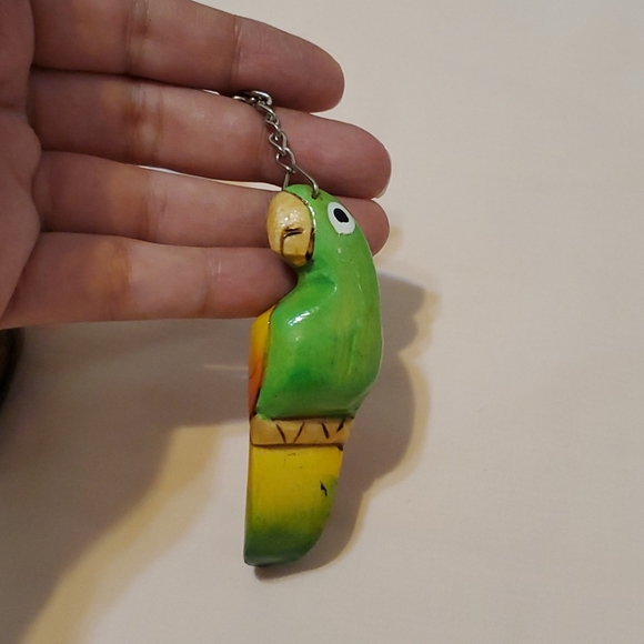 3 Keychains - Picture 5 of 5